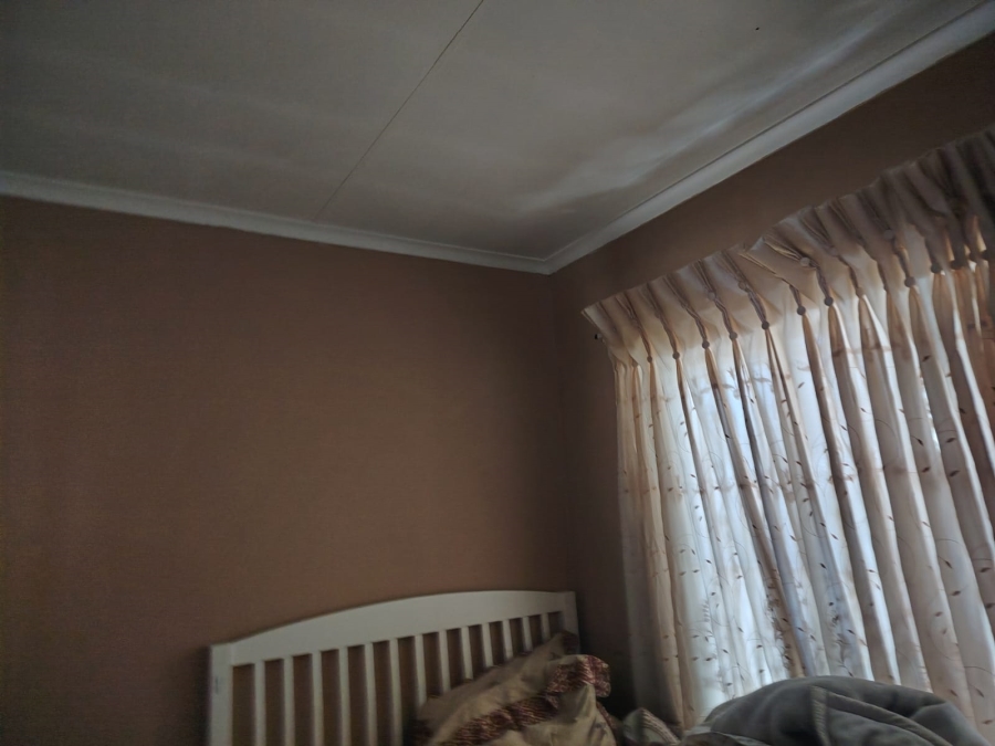 3 Bedroom Property for Sale in Waterval East North West